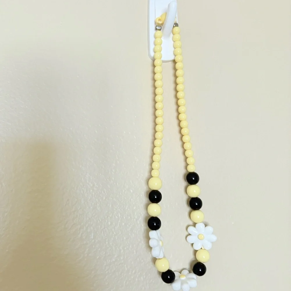 Vintage kids beaded necklace - Picture 1 of 2